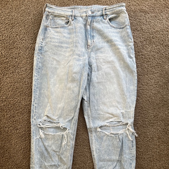 American Eagle 90s Boyfriend Jeans - 16L - Picture 1 of 3